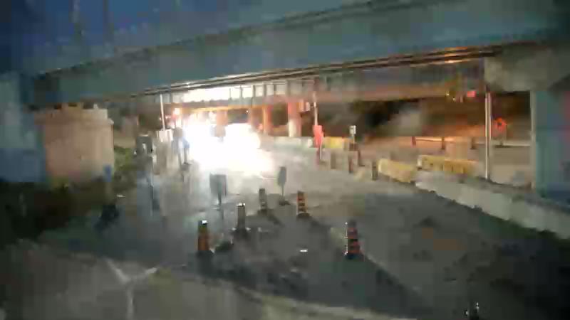 Traffic camera image at 2025-08-25 00:41:13