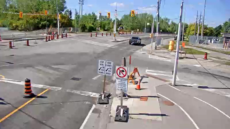 Traffic camera image at 2025-09-14 17:51:24