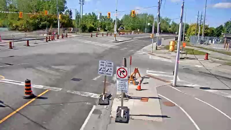 Traffic camera image at 2025-09-14 17:56:24
