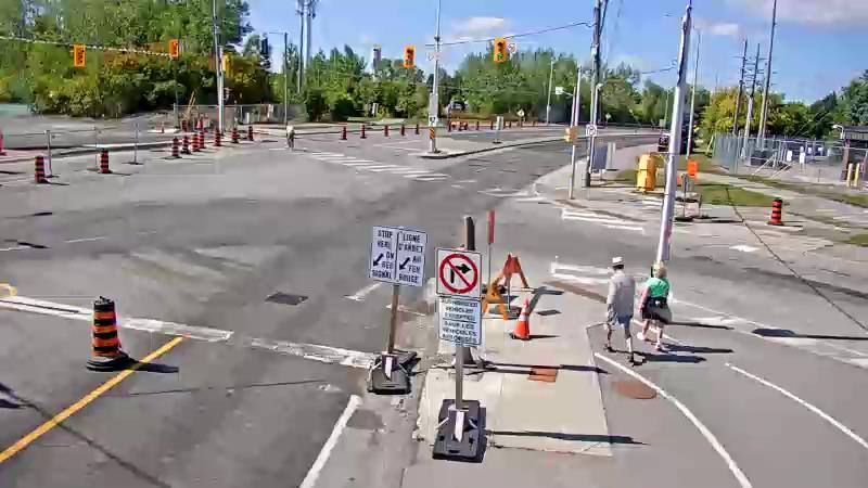 Traffic camera image at 2025-09-14 18:01:35