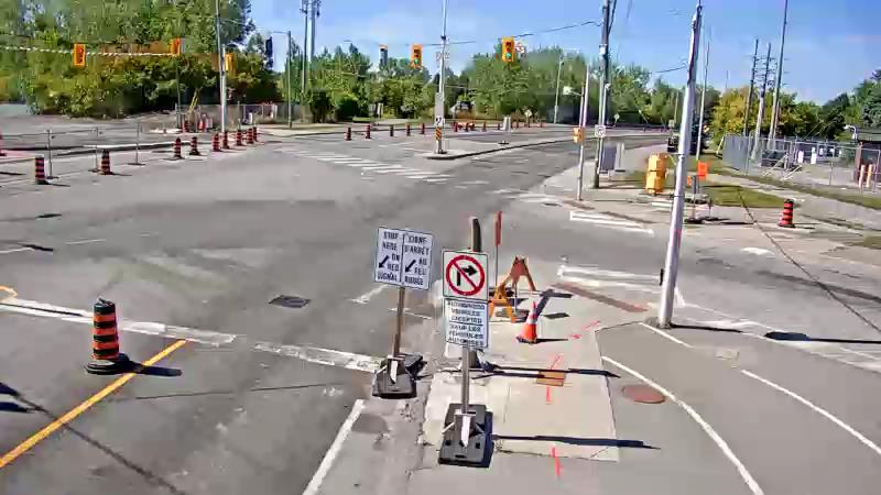 Traffic camera image at 2025-09-15 18:01:17