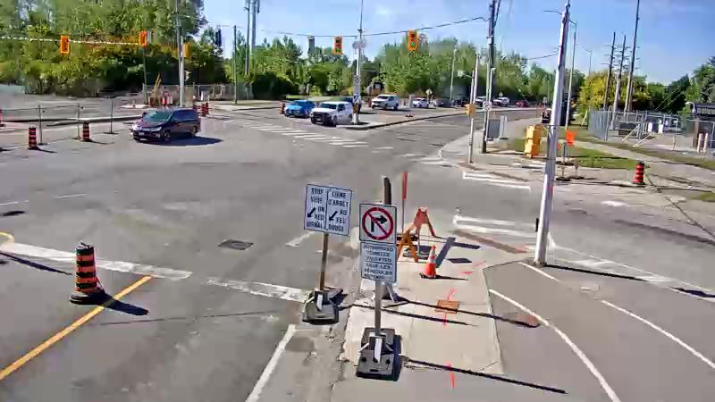 Traffic camera image at 2025-09-15 19:01:13