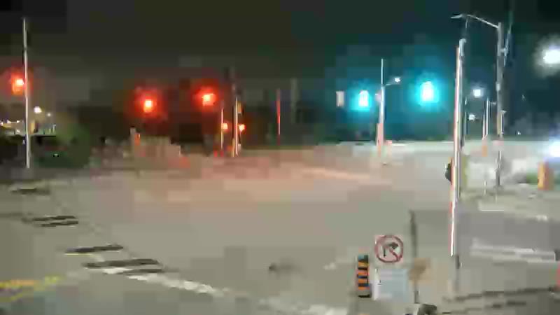 Traffic camera image at 2025-05-09 06:15:56