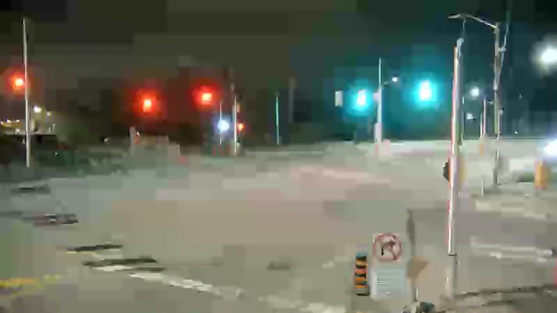 Traffic camera image at 2025-05-09 06:30:53
