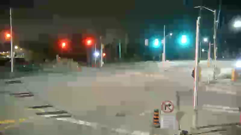 Traffic camera image at 2025-05-09 07:20:54