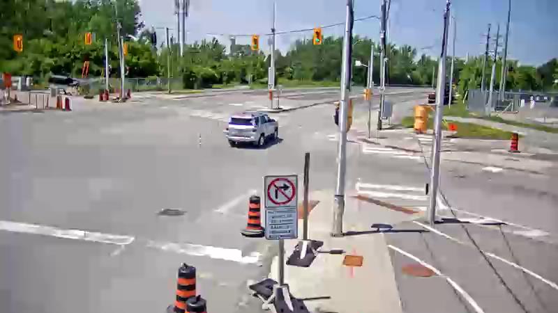 Traffic camera image at 2025-06-30 17:21:29