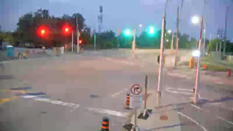Traffic camera image at 2025-07-31 01:06:21