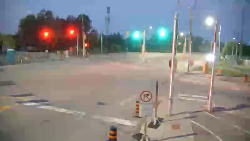 Traffic camera image at 2025-07-31 01:11:15