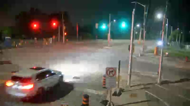 Traffic camera image at 2025-07-31 01:41:12