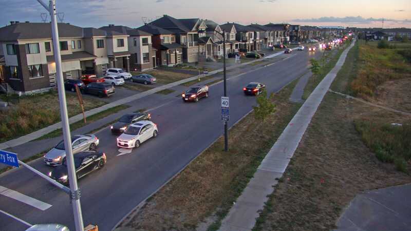 Traffic camera image at 2025-08-25 00:06:15
