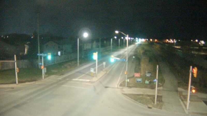 Traffic camera image at 2025-04-25 08:10:51