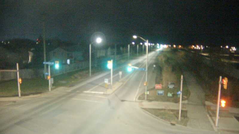 Traffic camera image at 2025-04-25 08:15:42