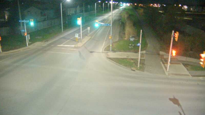 Traffic camera image at 2025-05-09 06:00:53