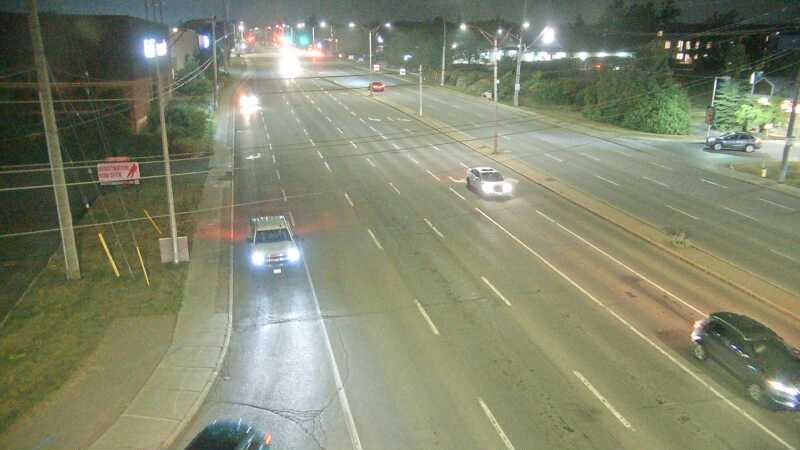 Traffic camera image at 2025-08-04 02:15:12