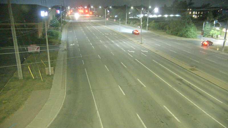 Traffic camera image at 2025-08-04 02:20:10