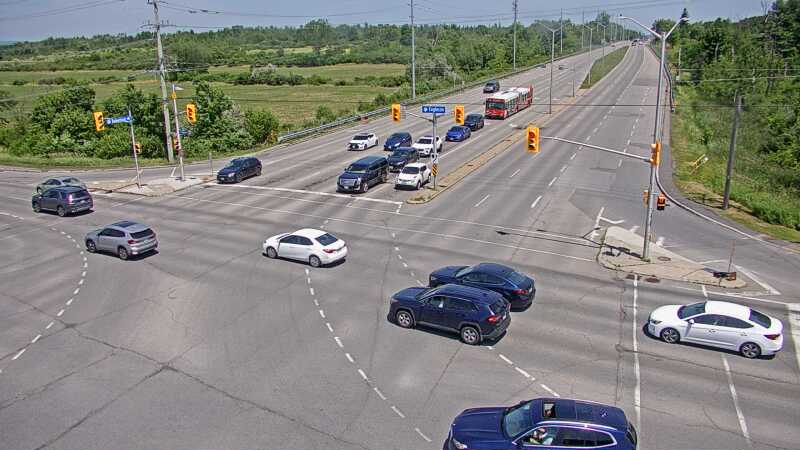 Traffic camera image at 2025-06-30 17:25:21