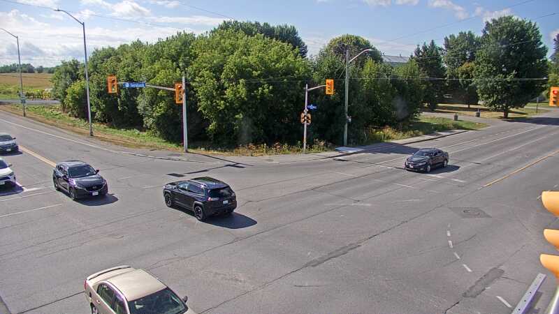 Traffic camera image at 2025-08-24 14:36:13