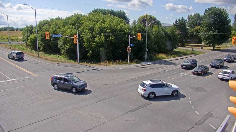 Traffic camera image at 2025-08-24 14:51:07