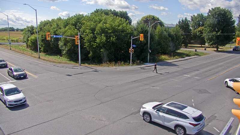 Traffic camera image at 2025-08-24 15:01:23