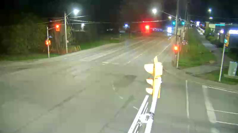 Traffic camera image at 2025-05-09 07:10:46