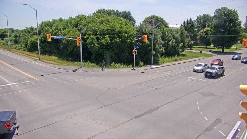 Traffic camera image at 2025-06-30 17:31:27