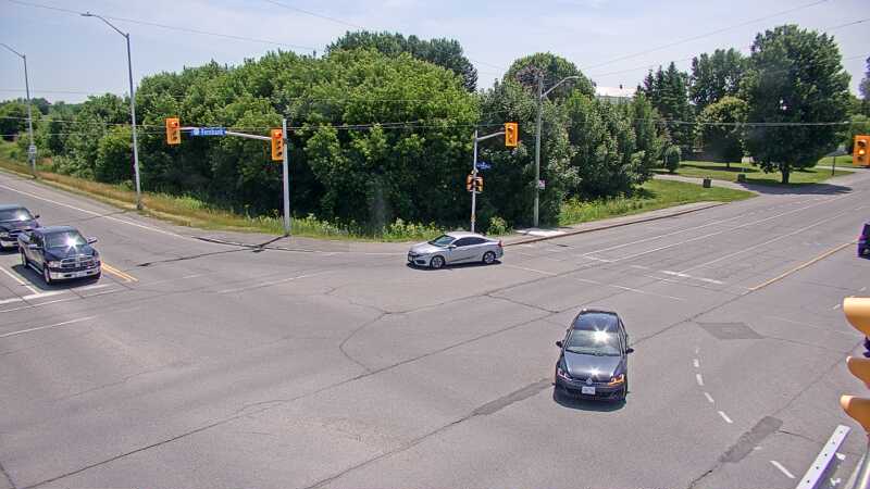 Traffic camera image at 2025-06-30 17:41:13