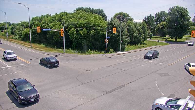 Traffic camera image at 2025-06-30 17:56:21