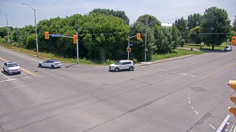 Traffic camera image at 2025-06-30 18:01:16