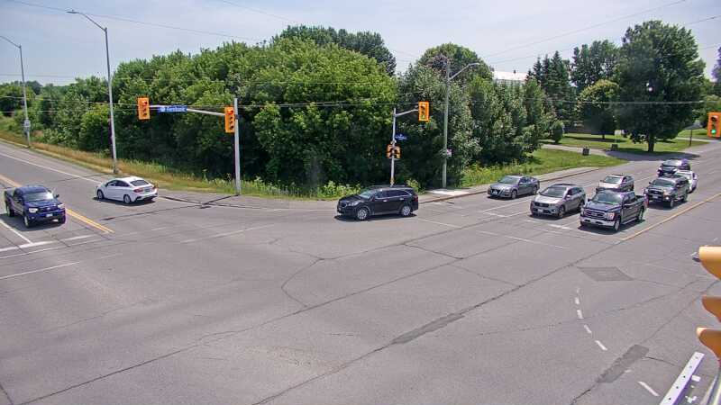 Traffic camera image at 2025-06-30 18:06:15