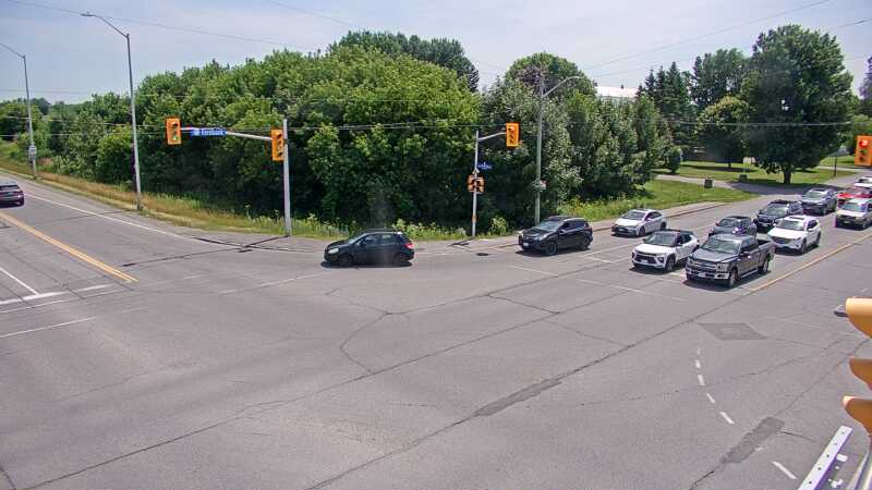 Traffic camera image at 2025-06-30 18:11:16