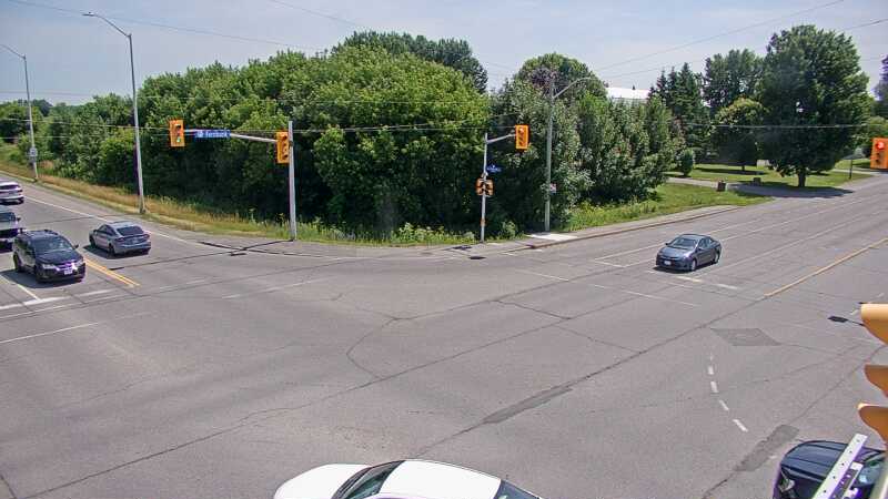 Traffic camera image at 2025-06-30 18:37:54