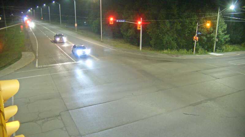 Traffic camera image at 2025-07-31 02:01:03