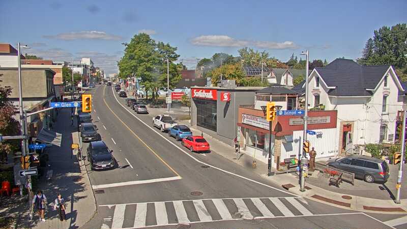 Traffic camera image at 2025-09-14 17:21:14