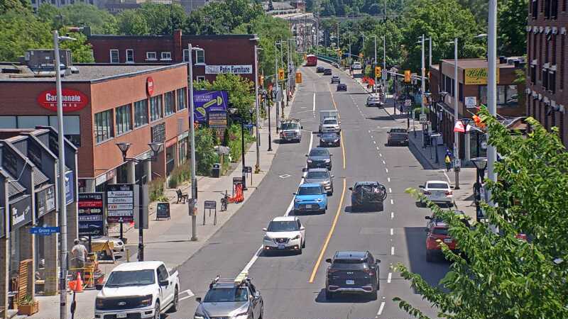 Traffic camera image at 2025-06-30 17:56:21