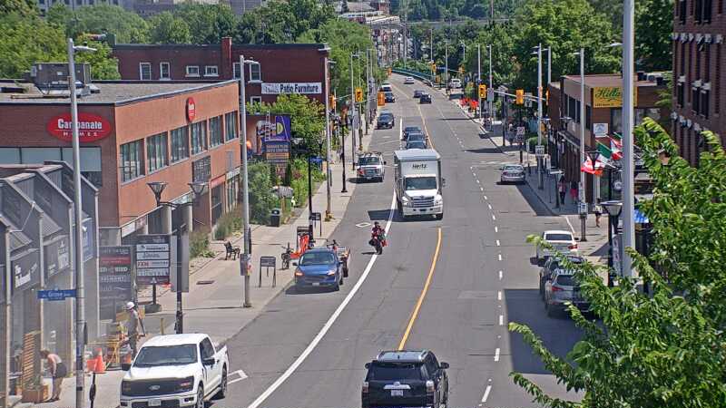 Traffic camera image at 2025-06-30 18:06:15