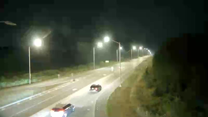 Traffic camera image at 2025-08-04 01:36:19