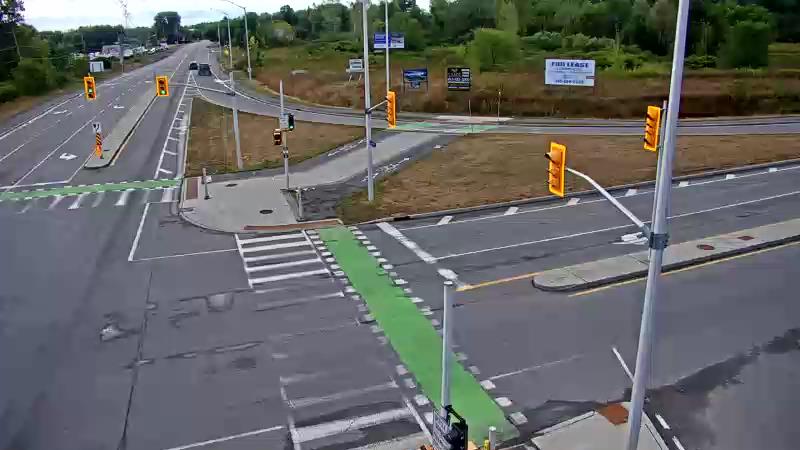 Traffic camera image at 2025-08-24 14:36:13