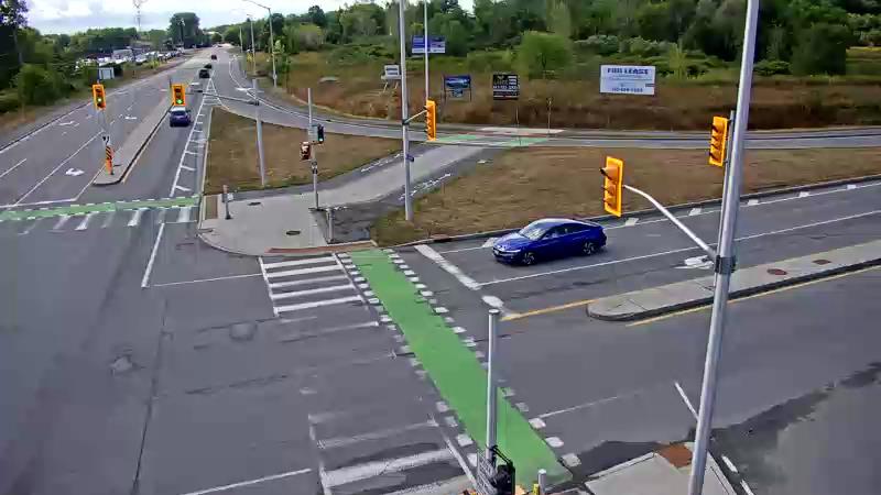 Traffic camera image at 2025-08-24 14:41:18