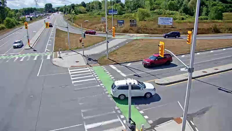 Traffic camera image at 2025-08-24 15:01:24