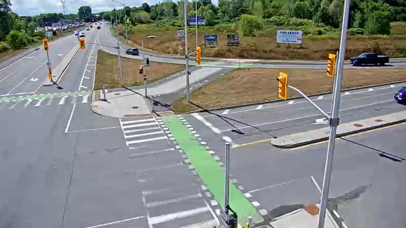 Traffic camera image at 2025-08-24 15:06:17