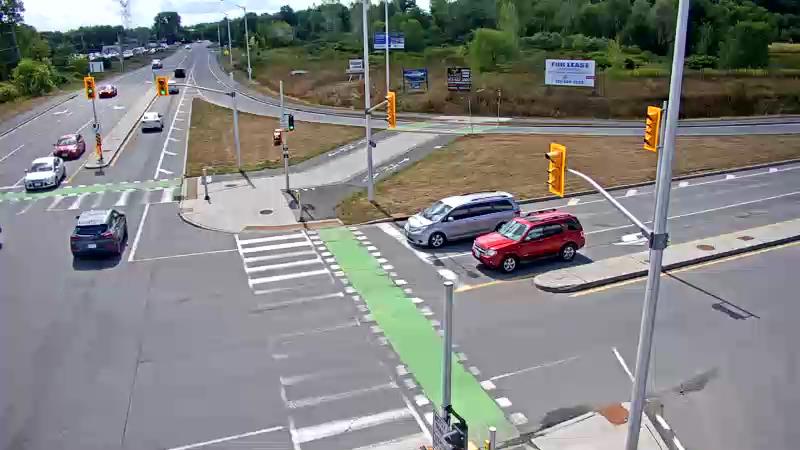 Traffic camera image at 2025-08-24 15:46:17