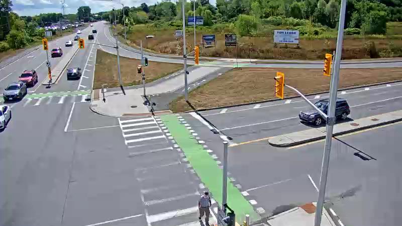 Traffic camera image at 2025-08-24 15:56:13