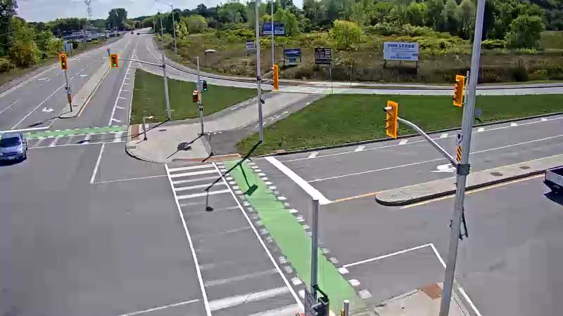 Traffic camera image at 2025-09-14 17:16:18