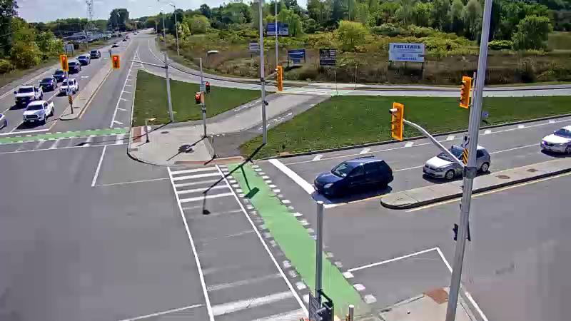 Traffic camera image at 2025-09-14 17:21:14