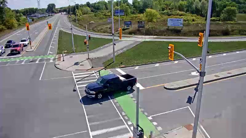 Traffic camera image at 2025-09-14 17:46:25