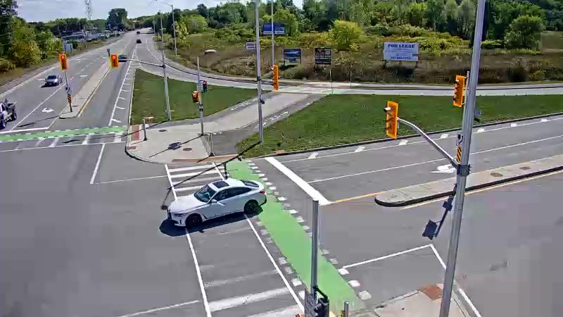 Traffic camera image at 2025-09-14 17:51:25