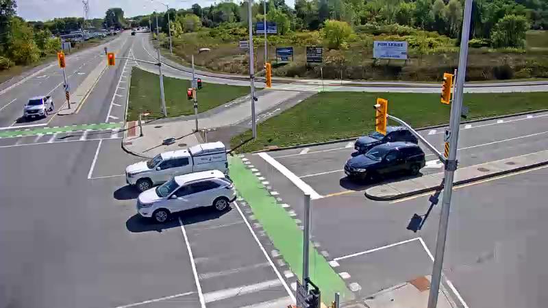 Traffic camera image at 2025-09-14 17:56:25