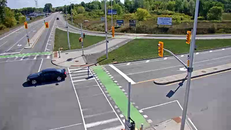 Traffic camera image at 2025-09-14 18:11:20