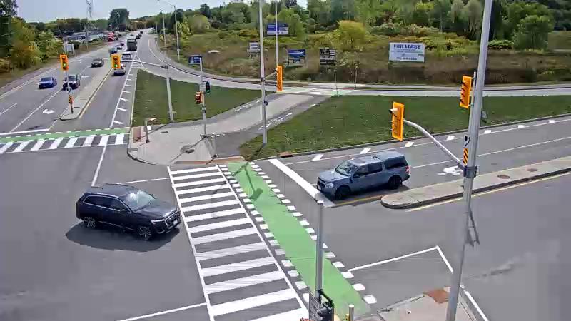 Traffic camera image at 2025-09-17 17:11:16