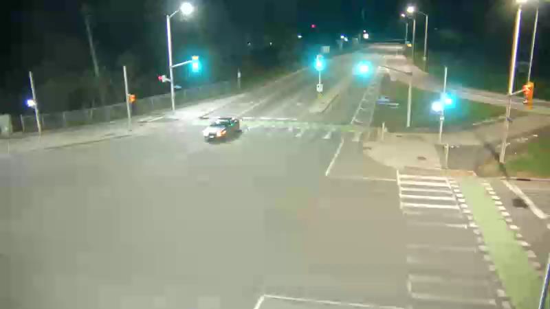 Traffic camera image at 2025-05-09 06:30:54